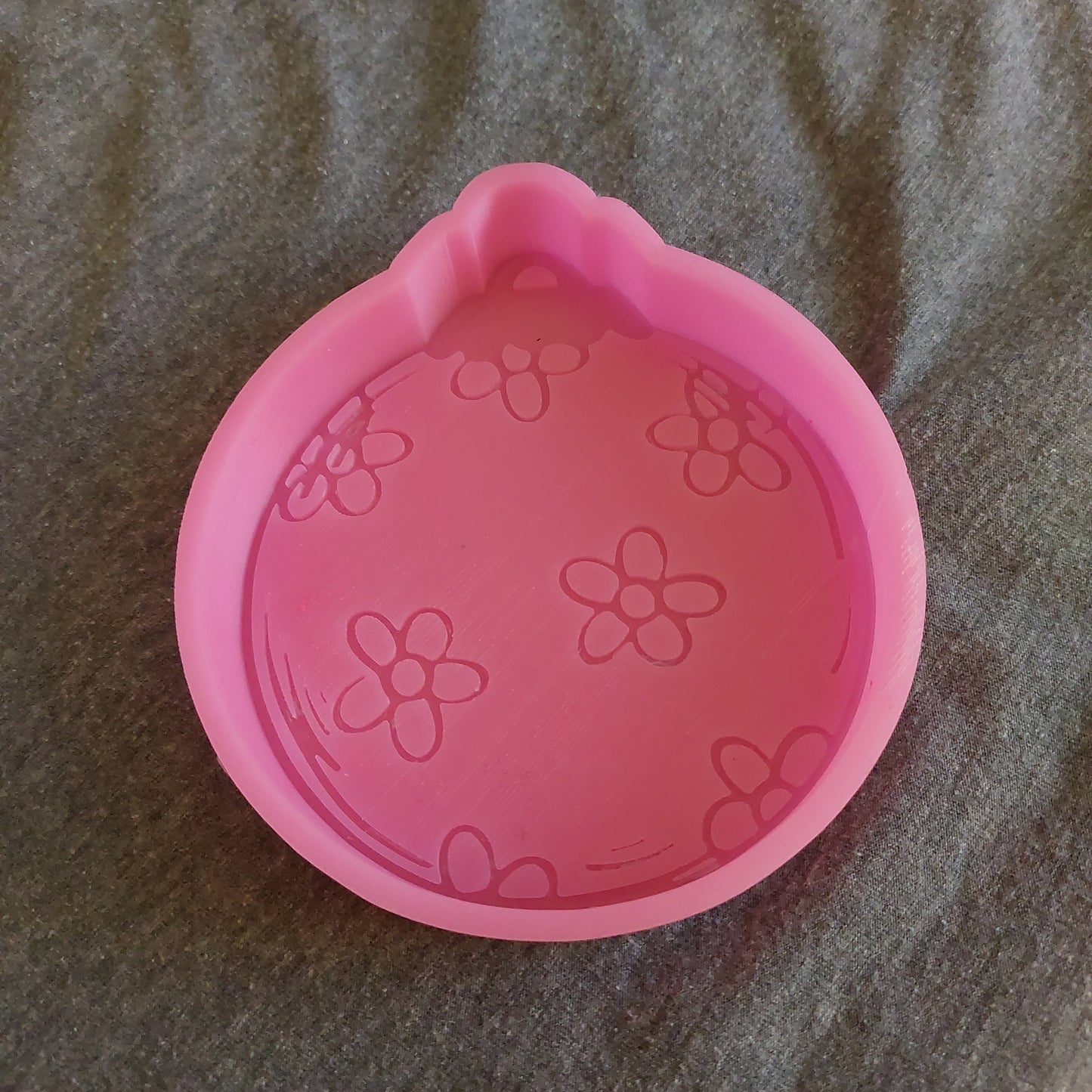 Large Daisy Ornament Mold (B4)