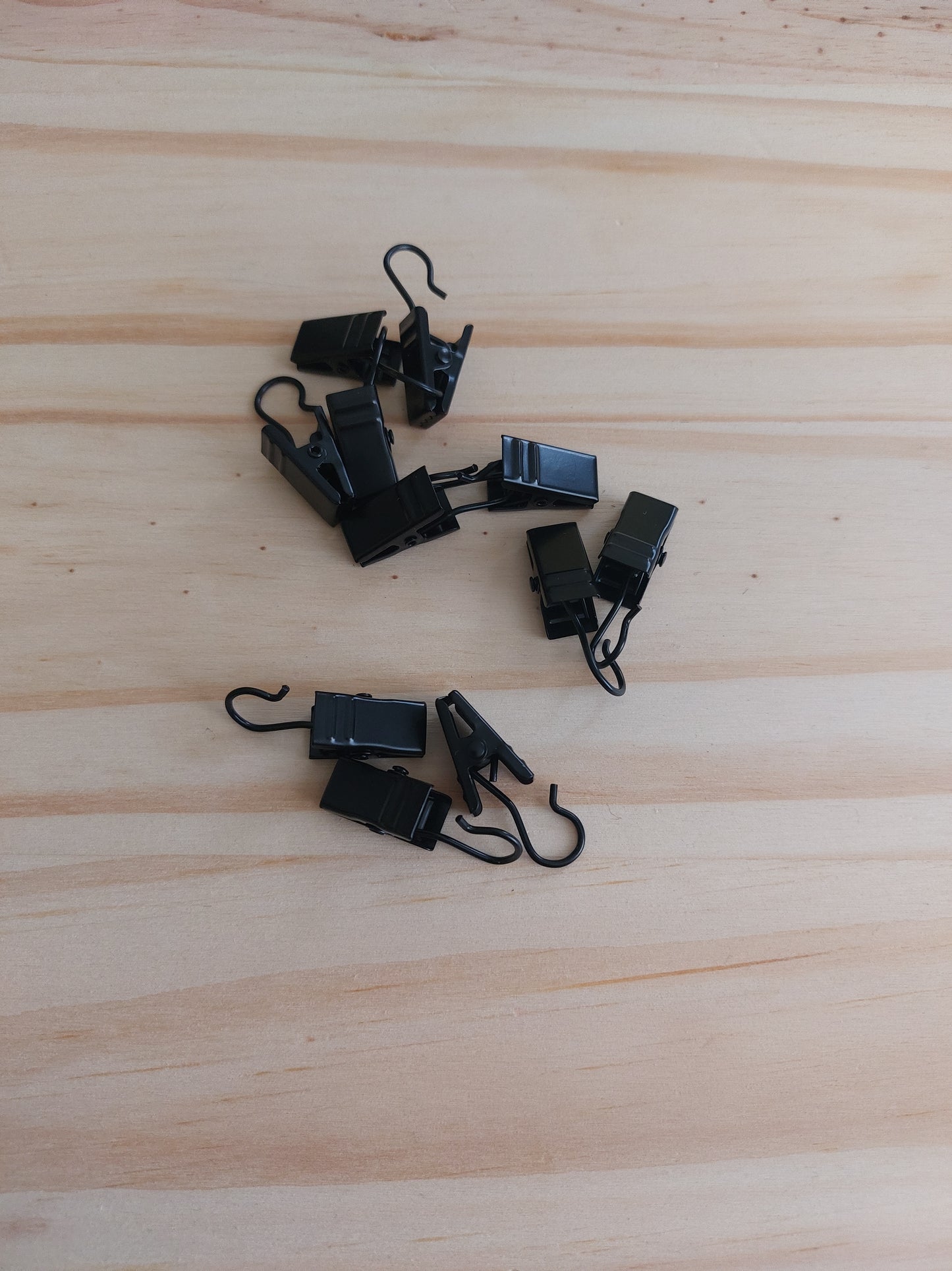Hanging Vent Clips