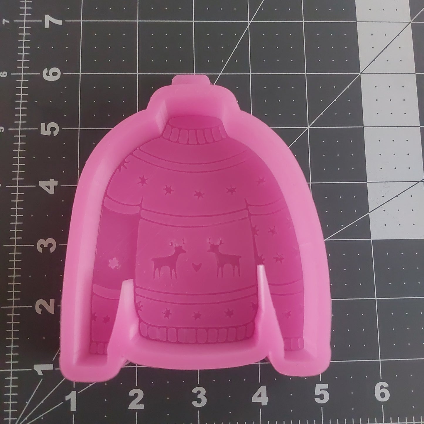 Christmas Sweater Mold (B9)