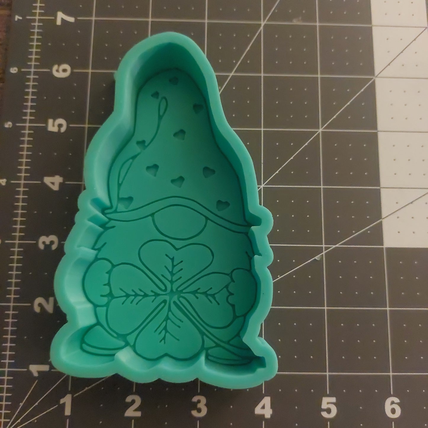 Shamrock Gnome Mold (B7)